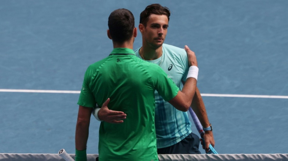 Djokovic avan&ccedil;a &agrave;s semifinais do Aberto da Austr&aacute;lia ap&oacute;s desist&ecirc;ncia de Musetti
