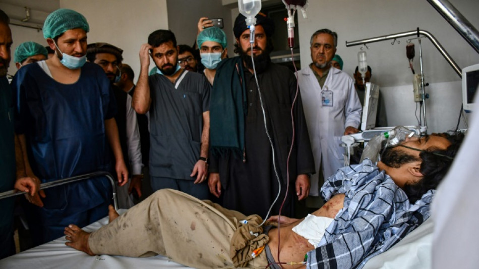 Al menos nueve muertos por la explosi&oacute;n de dos minibuses en Afganist&aacute;n
