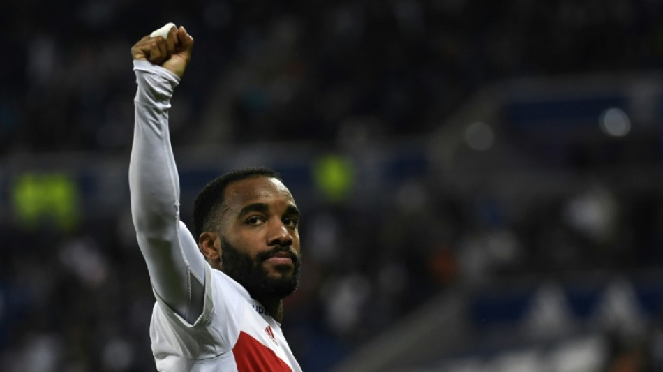 Transfert: Lacazette, le buteur maison en approche &agrave; Lyon