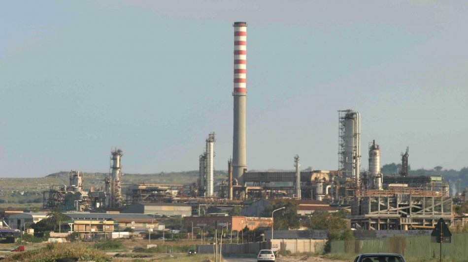 Eni e Q8 insieme per nuova bioraffineria in sito Versalis Priolo