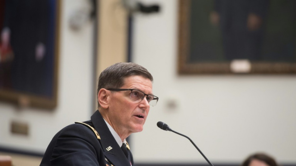 Ir&aacute;n sanciona a 24 estadounidenses, entre ellos un exgeneral