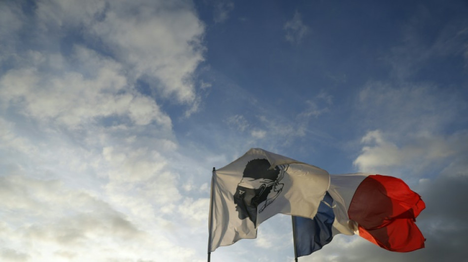 Le projet constitutionnel pour une autonomie de la Corse adopt&eacute; par l'Assembl&eacute;e insulaire