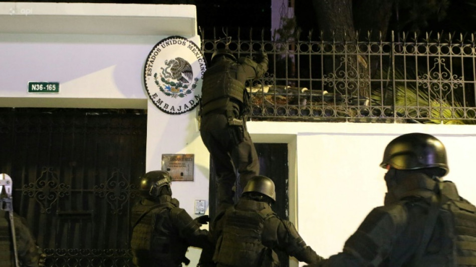 Pol&iacute;cia equatoriana invade embaixada mexicana e captura ex-vice-presidente Jorge Glas