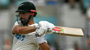 New Zealand set England record 463 to win second Test