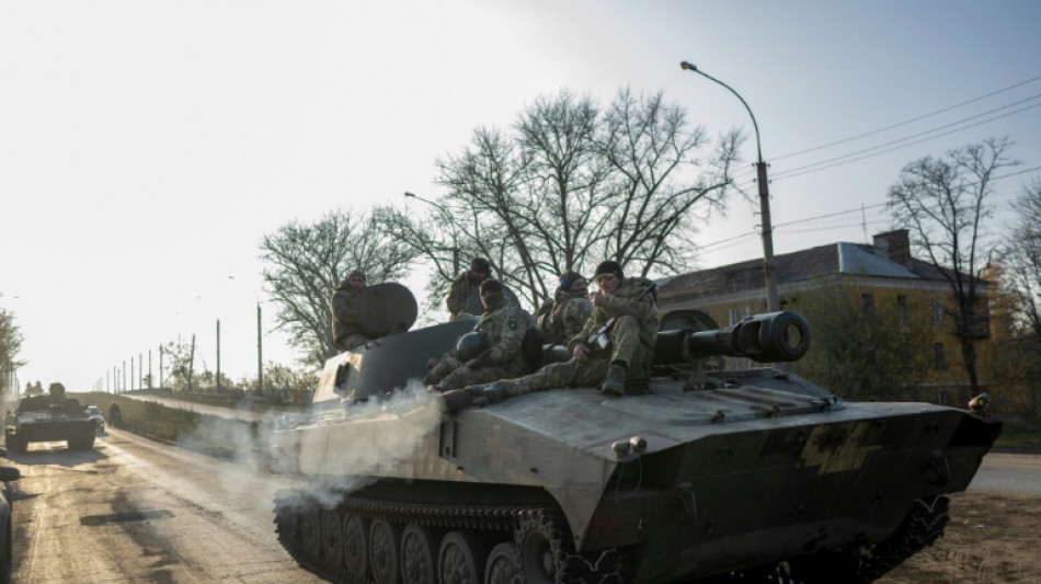 L'Ukraine salue une "victoire importante" apr&egrave;s le retrait russe de Kherson