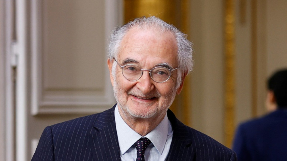 Les &eacute;ditions Fayard perdent quatre auteurs phares dont Attali