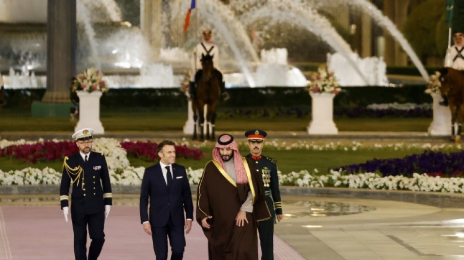 La France est un "partenaire fiable", martèle Macron depuis Ryad