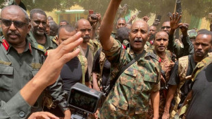 Sudanesische Armee verl&auml;sst Gespr&auml;che um Waffenruhe und greift RSF-Stellungen an