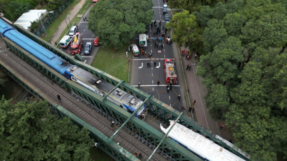 Acidente ferrovi&aacute;rio deixa 30 feridos, dois em estado grave, na Argentina