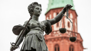 Zehn Jahre Haft f&uuml;r T&ouml;tung von Mann mit 22 Messerstichen auf Feier in Hessen