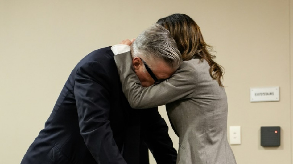 Julgamento de Alec Baldwin por homic&iacute;dio culposo &eacute; anulado por oculta&ccedil;&atilde;o de provas