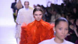 Mulheres continuam marginalizadas nos cargos mais altos das marcas de moda