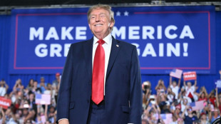 Candidatos de Trump ganan primarias en Carolina del Sur y Oklahoma
