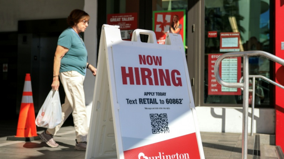 Desemprego nos EUA subiu para 4,6% em novembro, o n&iacute;vel mais alto desde 2021