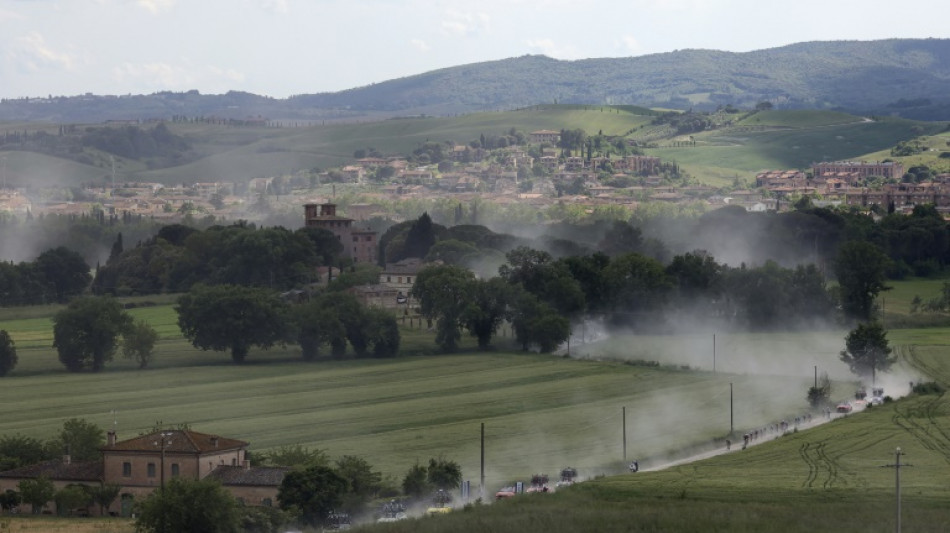 Tour d'Italie: Wout Van Aert, la rédemption sur les chemins blancs