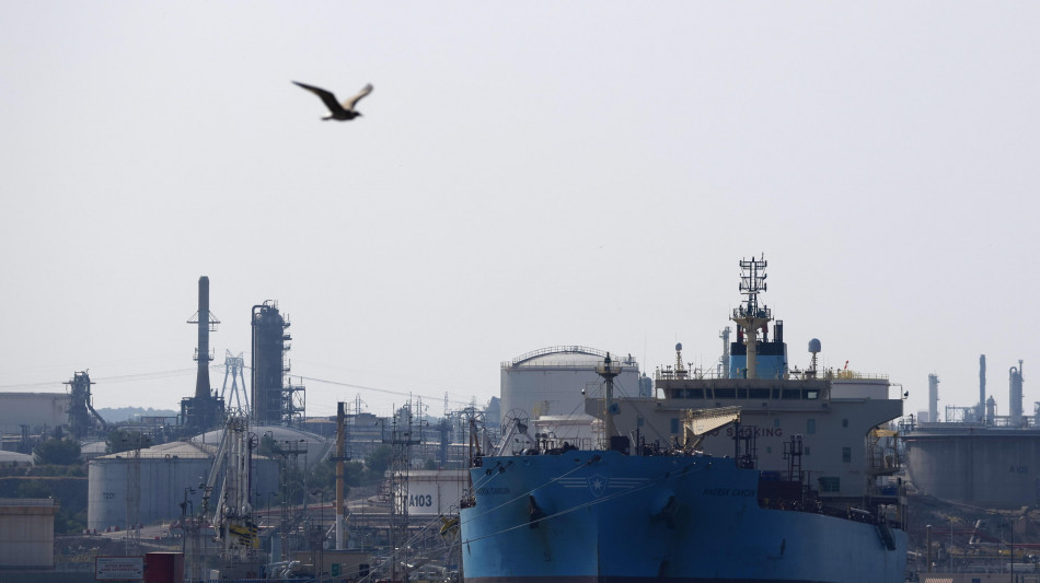 Il petrolio chiude in rialzo a New York a 59,36 dollari