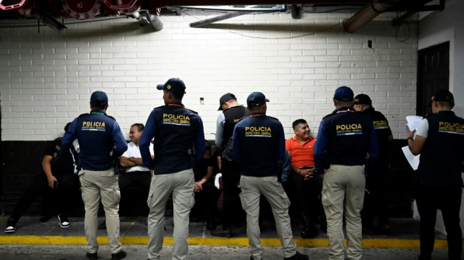 Guatemala desmantela red de tr&aacute;fico de migrantes integrada por polic&iacute;as