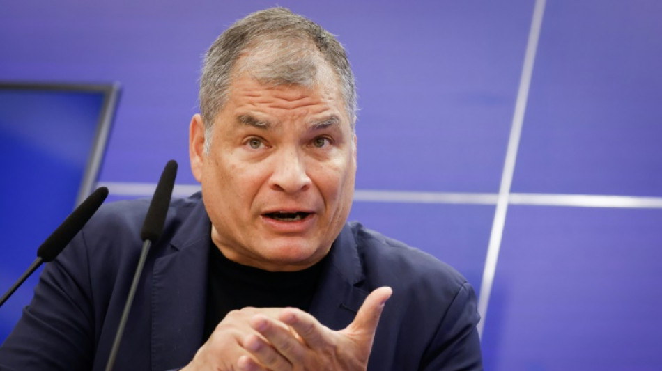 Referendo no Equador foi 'manobra' de pr&eacute;-campanha eleitoral, diz ex-presidente