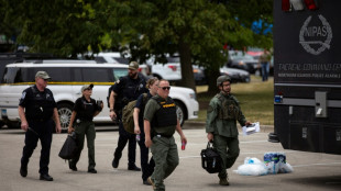 Un tireur fait 6 morts lors d'un d&eacute;fil&eacute; du 4-Juillet pr&egrave;s de Chicago