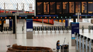 Troisi&egrave;me jour de gr&egrave;ve dans les transports britanniques face &agrave; l'inflation