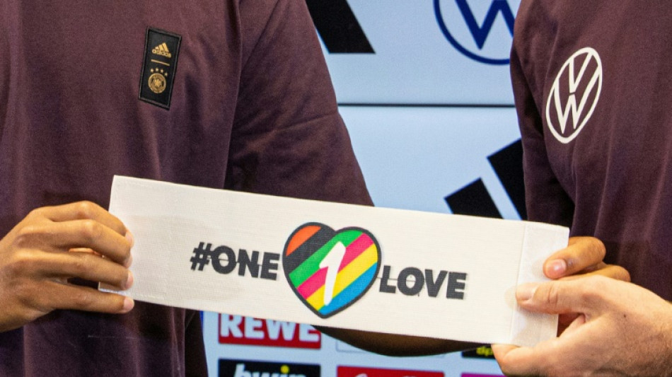 Mondial: sept s&eacute;lections europ&eacute;ennes renoncent au brassard inclusif "One Love"
