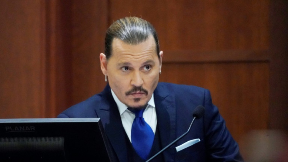 Au tribunal, Johnny Depp irrit&eacute; par le rythme impos&eacute; par les avocats de son ex-femme