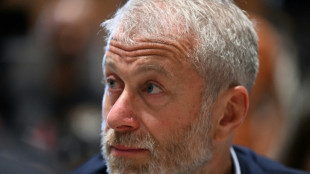 Starmer pressiona Abramovich a transferir dinheiro da venda do Chelsea para Ucr&acirc;nia