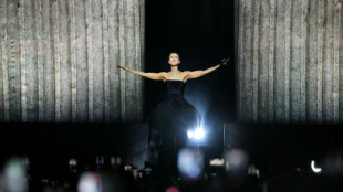 C&eacute;line Dion se despide de Par&iacute;s en su &uacute;ltimo concierto... antes de volver en mayo