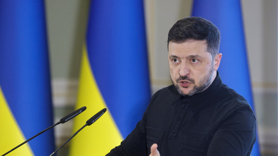 Zelensky, ci aspettiamo massicci attacchi russi a Natale'