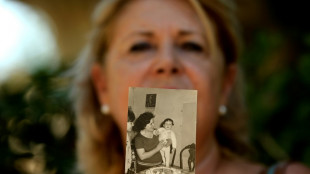 En Espagne, le long combat des "b&eacute;b&eacute;s vol&eacute;s" du franquisme