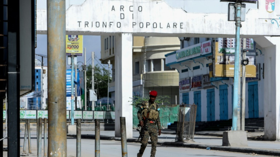 Somalie: au moins huit civils tu&eacute;s dans une attaque d'islamistes shebab &agrave; Mogadiscio