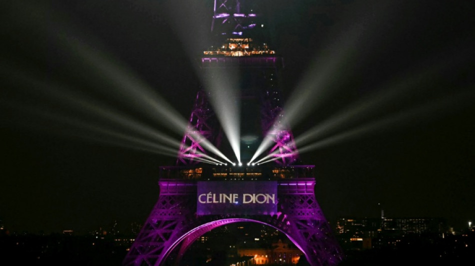 R&uuml;ckkehr auf B&uuml;hne nach sechs Jahren: C&eacute;line Dion gibt zehn Konzerte in Paris bekannt