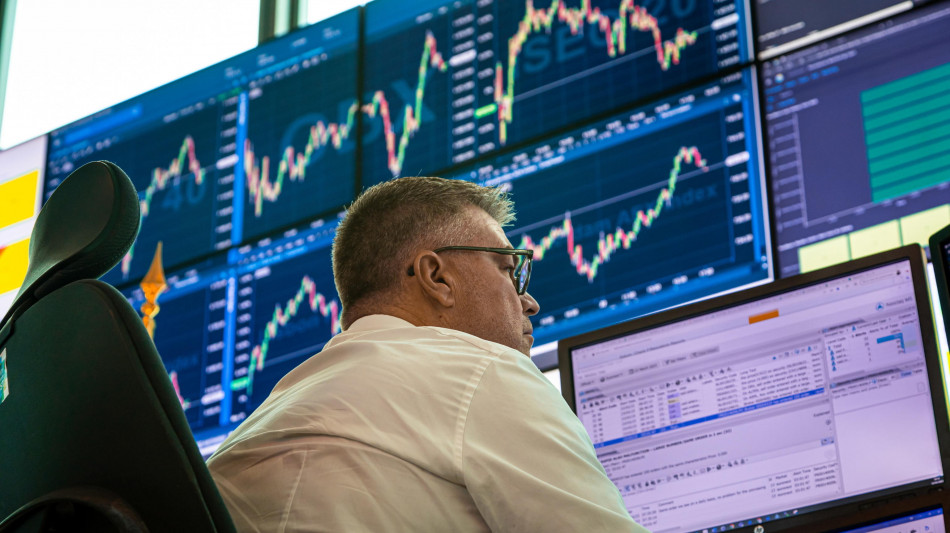 Borsa: l'Europa in avvio &egrave; positiva, Parigi +0,54%