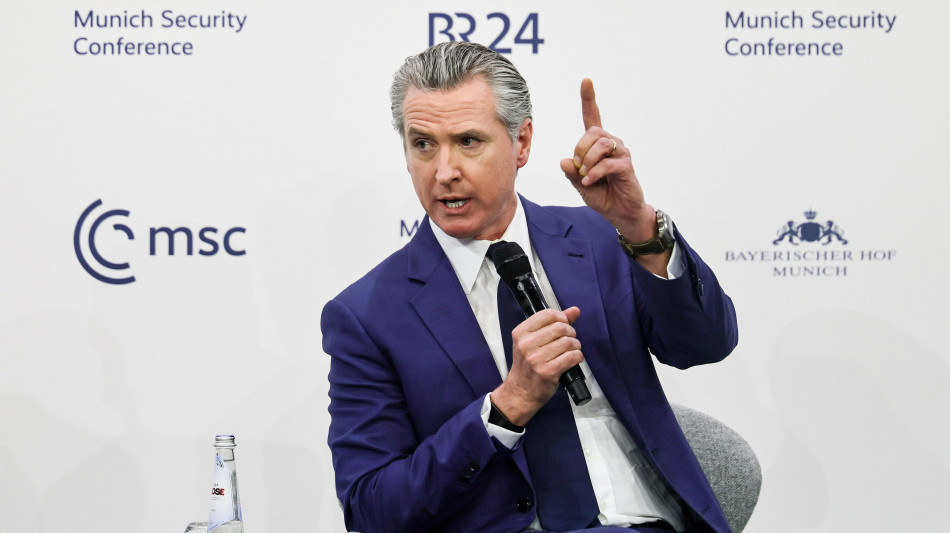 Trump, Ocasio-Cortez e Newsom sono un imbarazzo per gli Usa