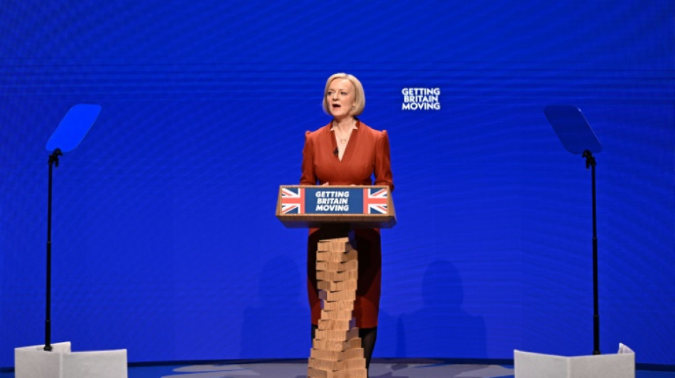 Apr&egrave;s un mois au pouvoir, Liz Truss &agrave; la lutte pour affirmer son autorit&eacute;