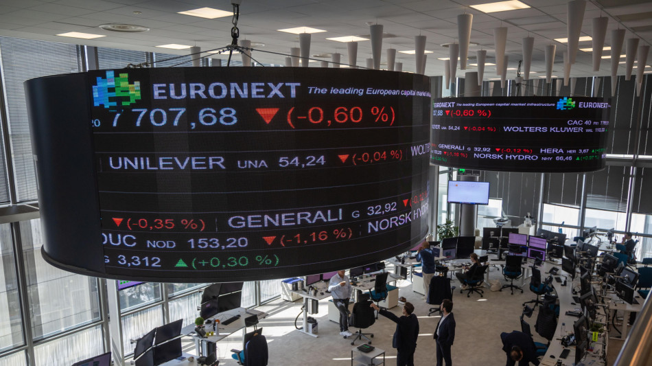 Borsa: l'Europa in calo con balzo petrolio, tensione su titoli di Stato