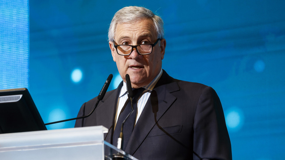 Tajani, 'Italia fa sua parte per l'accordo, oggi l'ambasciatore Iran alla Farnesina'