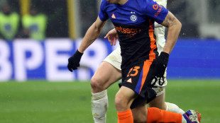 Lieve risentimento muscolare per Barella