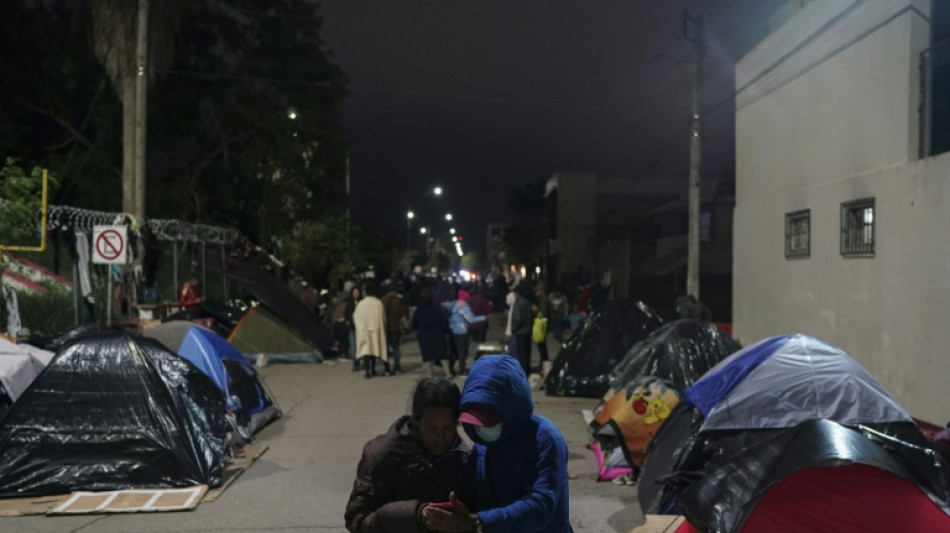 Incertitude pour des milliers de migrants esp&eacute;rant entrer aux Etats-Unis