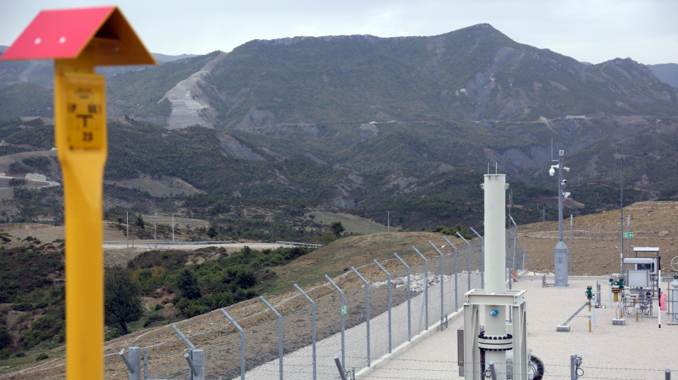 Il prezzo del gas chiude in caduta sotto 34 euro