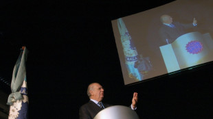 Exl&iacute;deres mundiales llaman a respaldar un panel sobre desigualdad