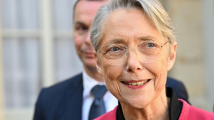 Retraites: Borne appelle &agrave; respecter "une p&eacute;riode de convalescence"