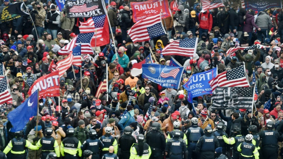 Acusan de "rebeli&oacute;n armada" a seguidores de Trump del asalto al Capitolio