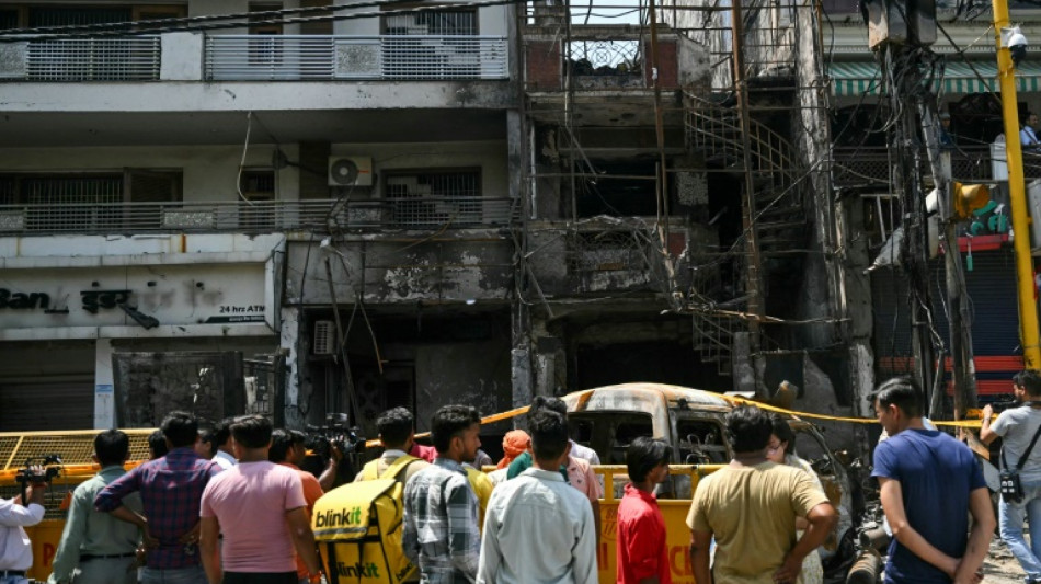 Pol&iacute;cia indiana anuncia deten&ccedil;&atilde;o de propriet&aacute;rio de hospital onde seis beb&ecirc;s morreram em inc&ecirc;ndio