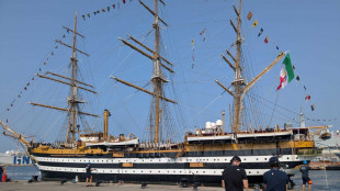 Vespucci arrivata a Genova per l'ultima tappa del tour mondiale