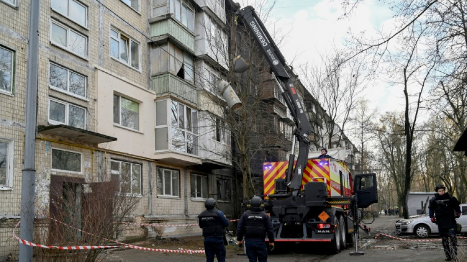 Zelensky pede &agrave; UE mais artilharia ap&oacute;s intercepta&ccedil;&atilde;o de m&iacute;sseis russos contra Kiev