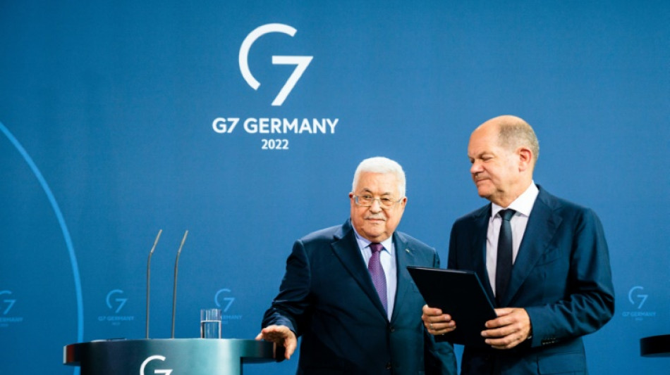 Verhalten von Scholz nach Holocaust-Vergleich von Abbas sorgt f&uuml;r breite Kritik