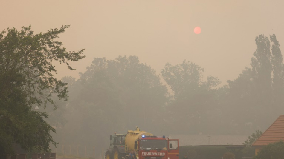 Lage bei Waldbr&auml;nden in Brandenburg entspannt sich durch Regenschauer