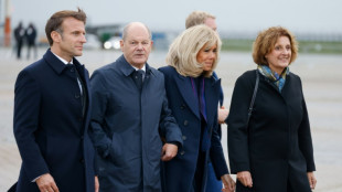 Scholz und Macron wollen neuen Schwung in deutsch-franz&ouml;sische Freundschaft bringen
