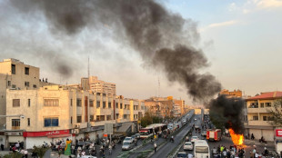 Iran: nouvelle journ&eacute;e de manifestations, incendie &agrave; la prison d'Evine